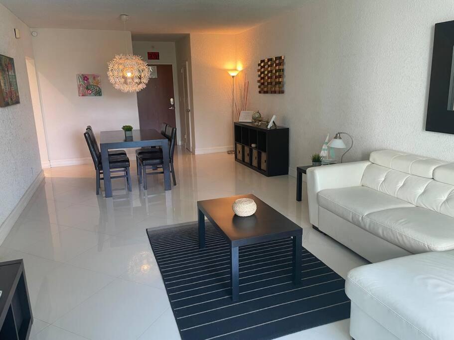 Sian 3G Apartman Hollywood Kültér fotó