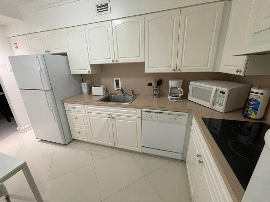 Sian 3G Apartman Hollywood Kültér fotó